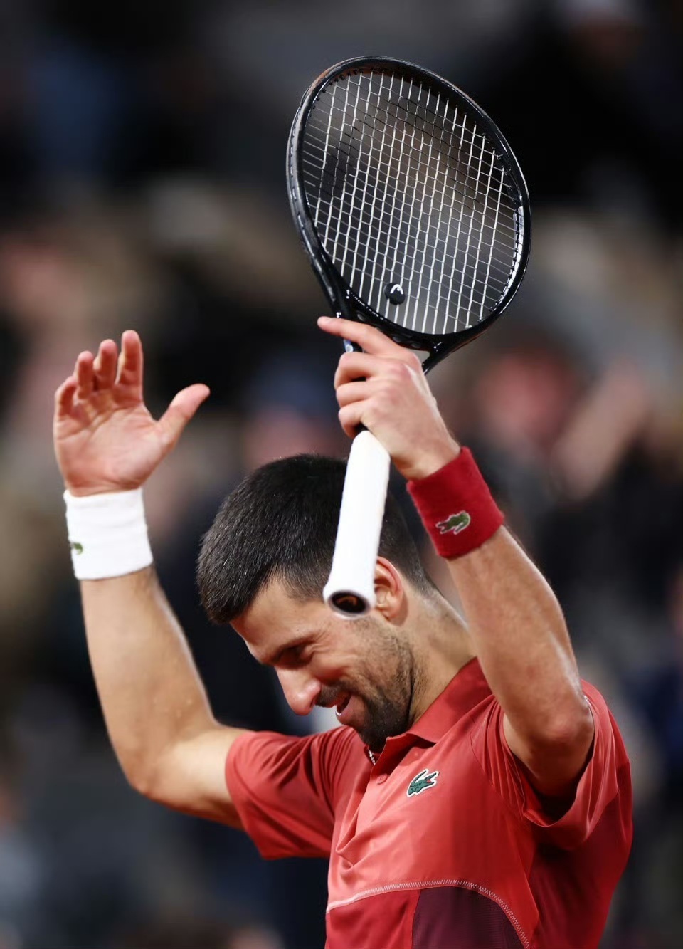 费德勒迎来三赛季高光表现,西班牙队球迷沸腾!的简单介绍